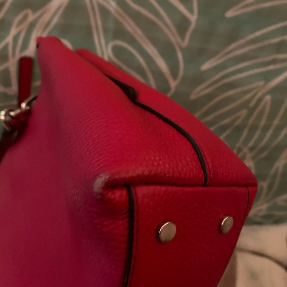 kate spade new york purse. crossbody/ carry by hand. pink. - Picture 9 of 14